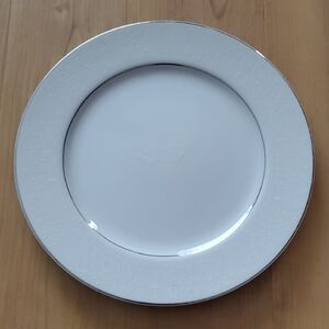 Elegant White Dinner Plate with Silver Trim